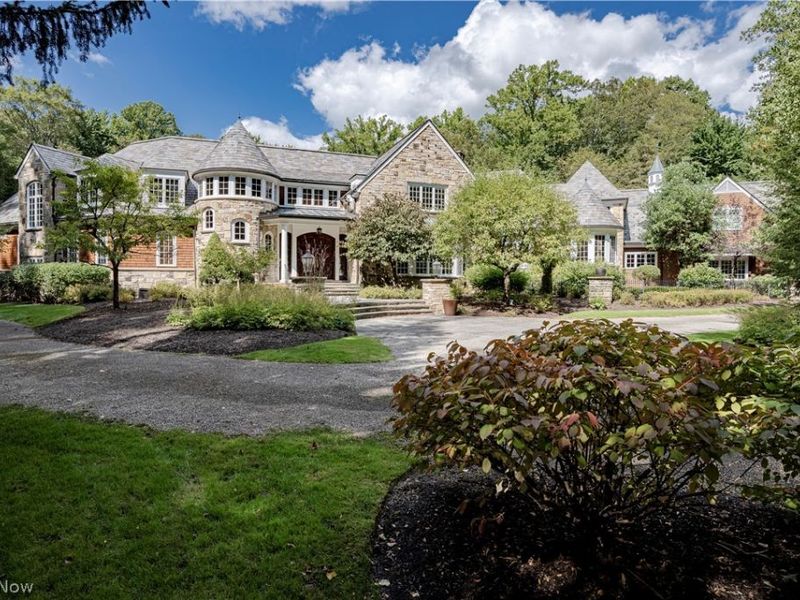 7955 Gray Eagle Chase, Gates Mills, OH 44040 Photo 4