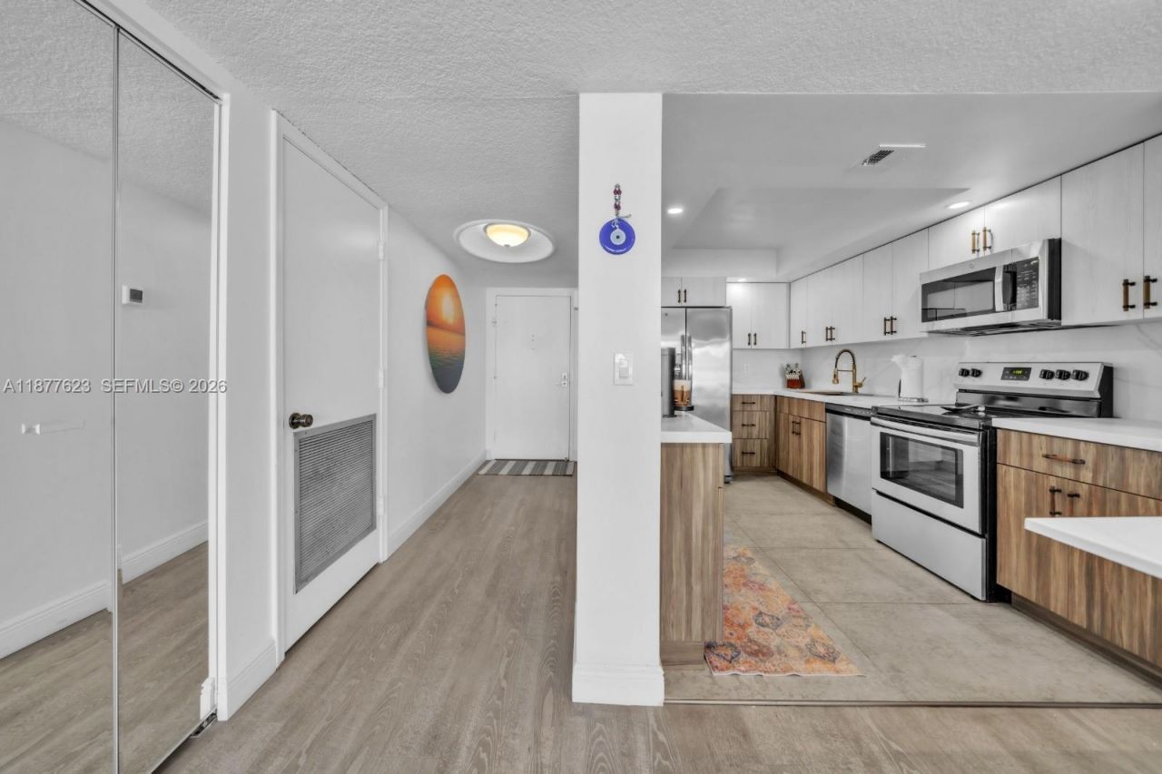 2401 S Ocean Dr, Unit 2504, Hollywood, FL 33019 Photo