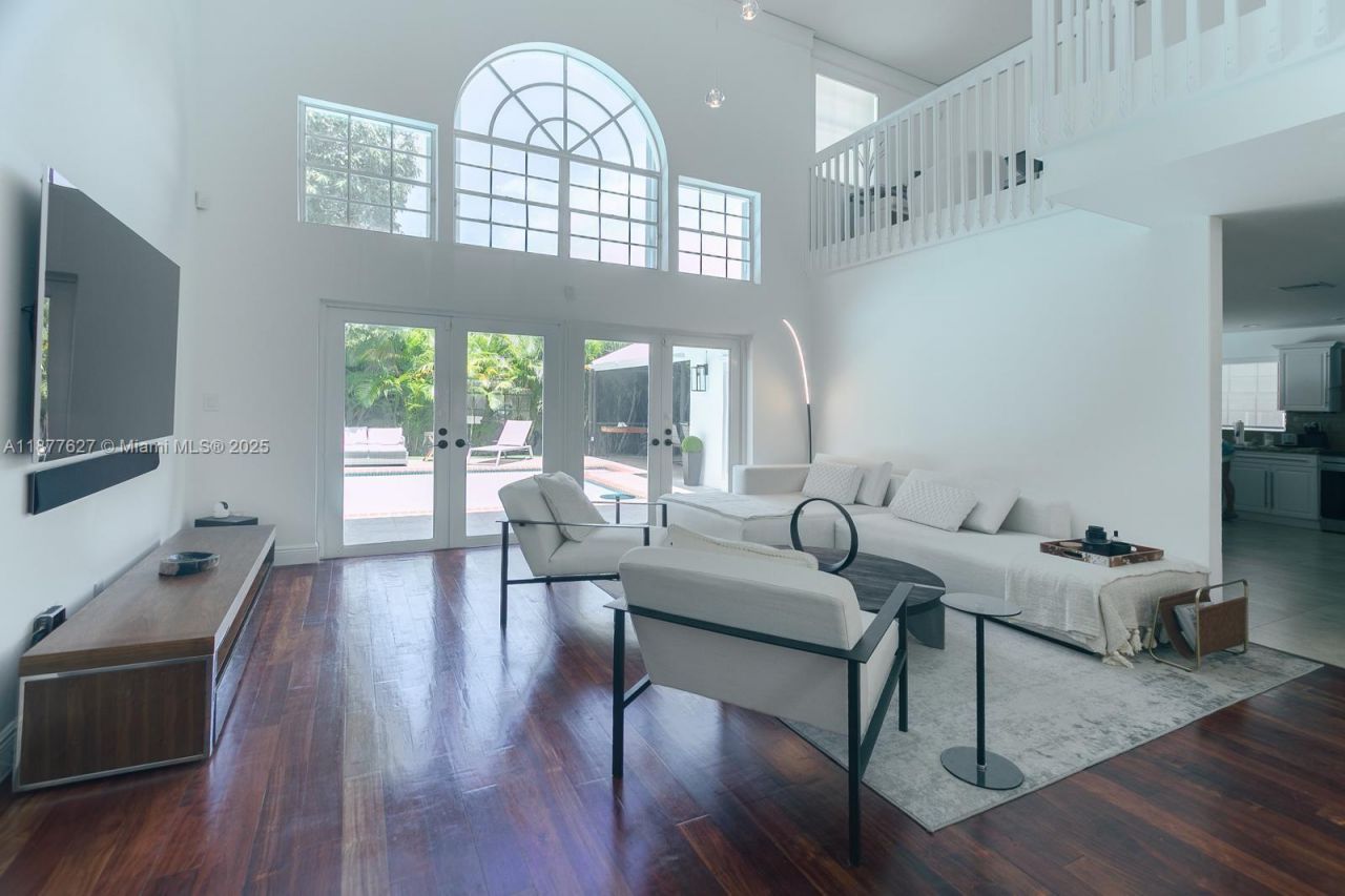 9431 SW 212th Ter, Cutler Bay, FL 33189 Photo