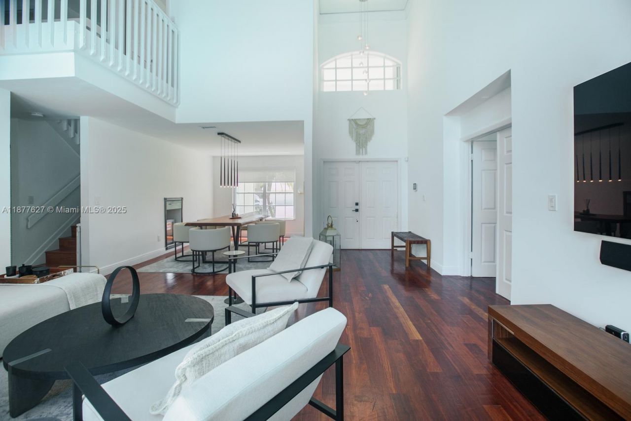 9431 SW 212th Ter, Cutler Bay, FL 33189 Photo