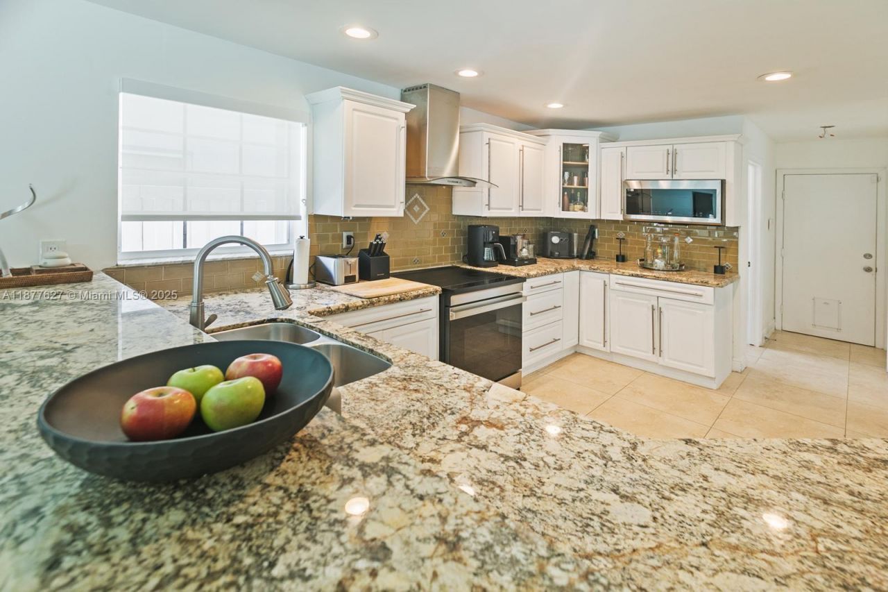 9431 SW 212th Ter, Cutler Bay, FL 33189 Photo