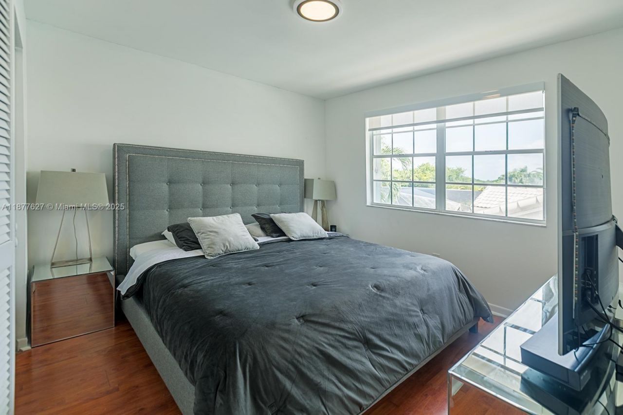 9431 SW 212th Ter, Cutler Bay, FL 33189 Photo