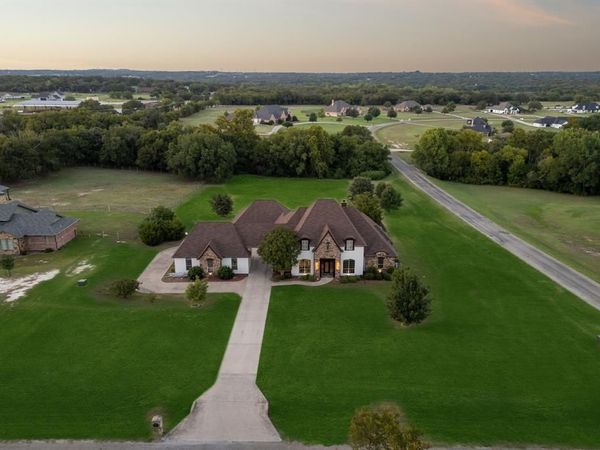 200 W Bozeman Lane, Fort Worth, TX 76108