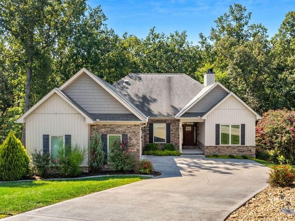 111 Osage Court, Loudon, TN 37774