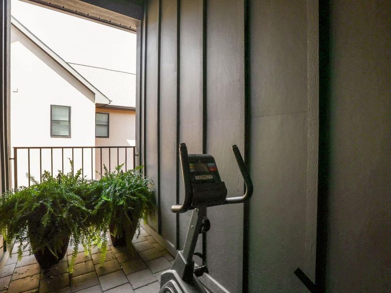 233 S Ohio Avenue, Unit 11, Columbus, OH 43205 Photo 32