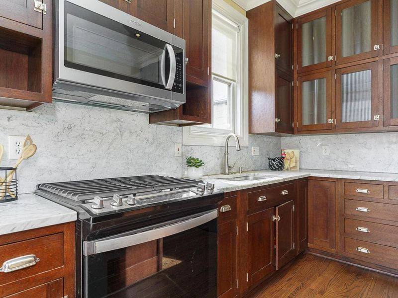 37 Stewart Avenue, Columbus, OH 43206 Photo 13