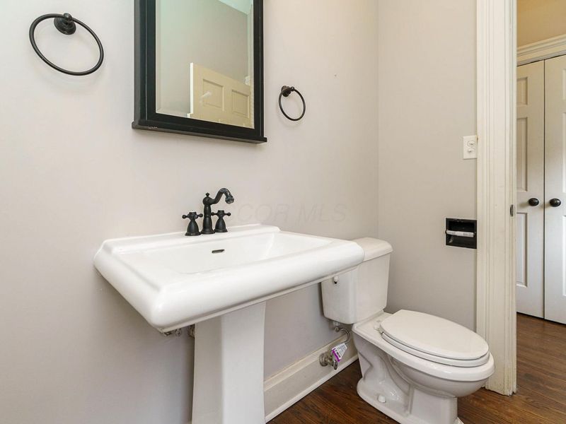 37 Stewart Avenue, Columbus, OH 43206 Photo 18