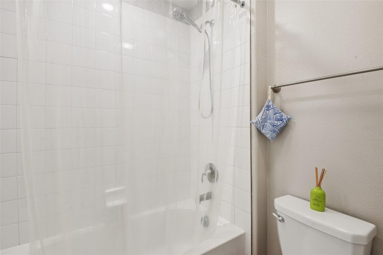 24928 Lambrusco Loop, Lutz, FL 33559 Photo