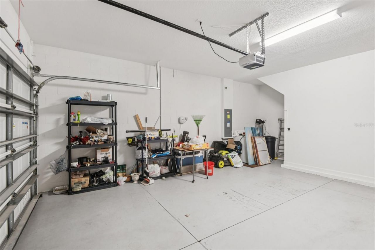 24928 Lambrusco Loop, Lutz, FL 33559 Photo