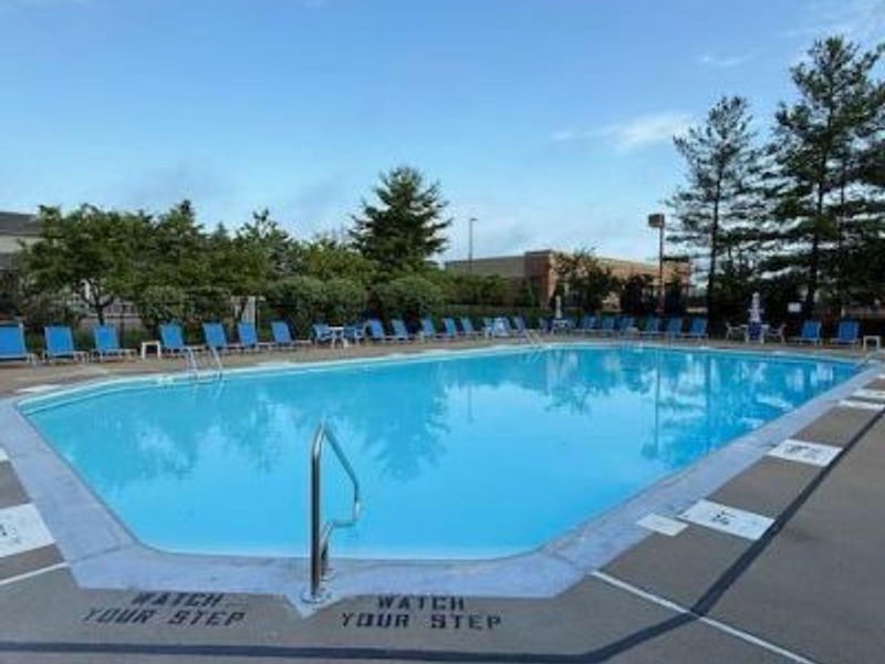 4063 Parkcove Drive, Unit 21A, Columbus, OH 43230 Photo 7