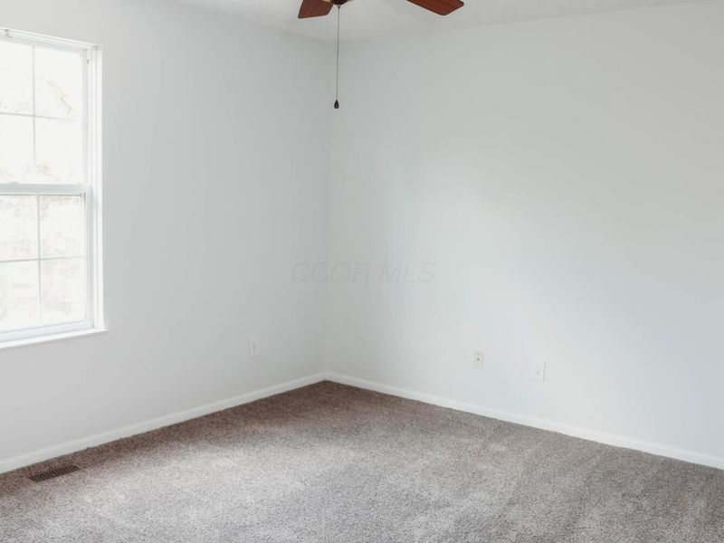 4063 Parkcove Drive, Unit 21A, Columbus, OH 43230 Photo 8