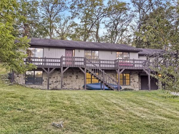 353 Bass Lane , Senecaville, OH 43780