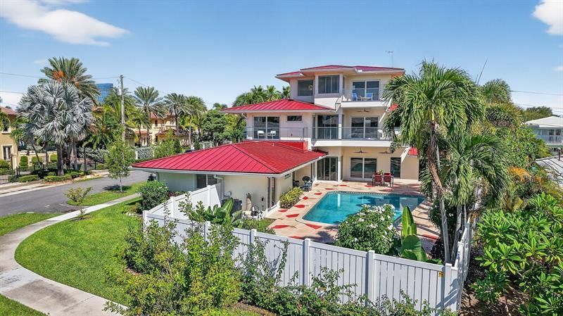 2024 Harbourview Drive, Fort Lauderdale, FL 33316 Main Photo