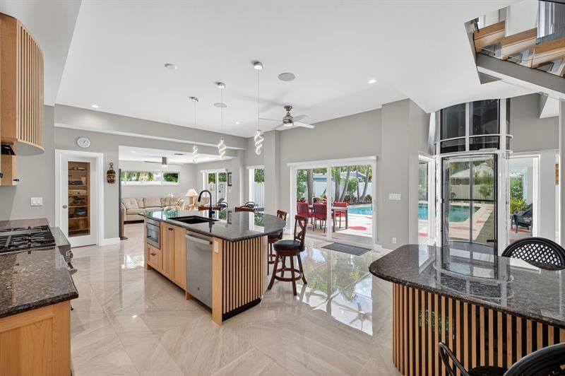 2024 Harbourview Drive, Fort Lauderdale, FL 33316 Photo