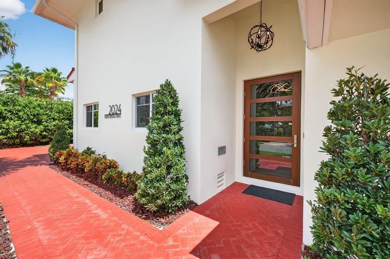 2024 Harbourview Drive, Fort Lauderdale, FL 33316 Photo