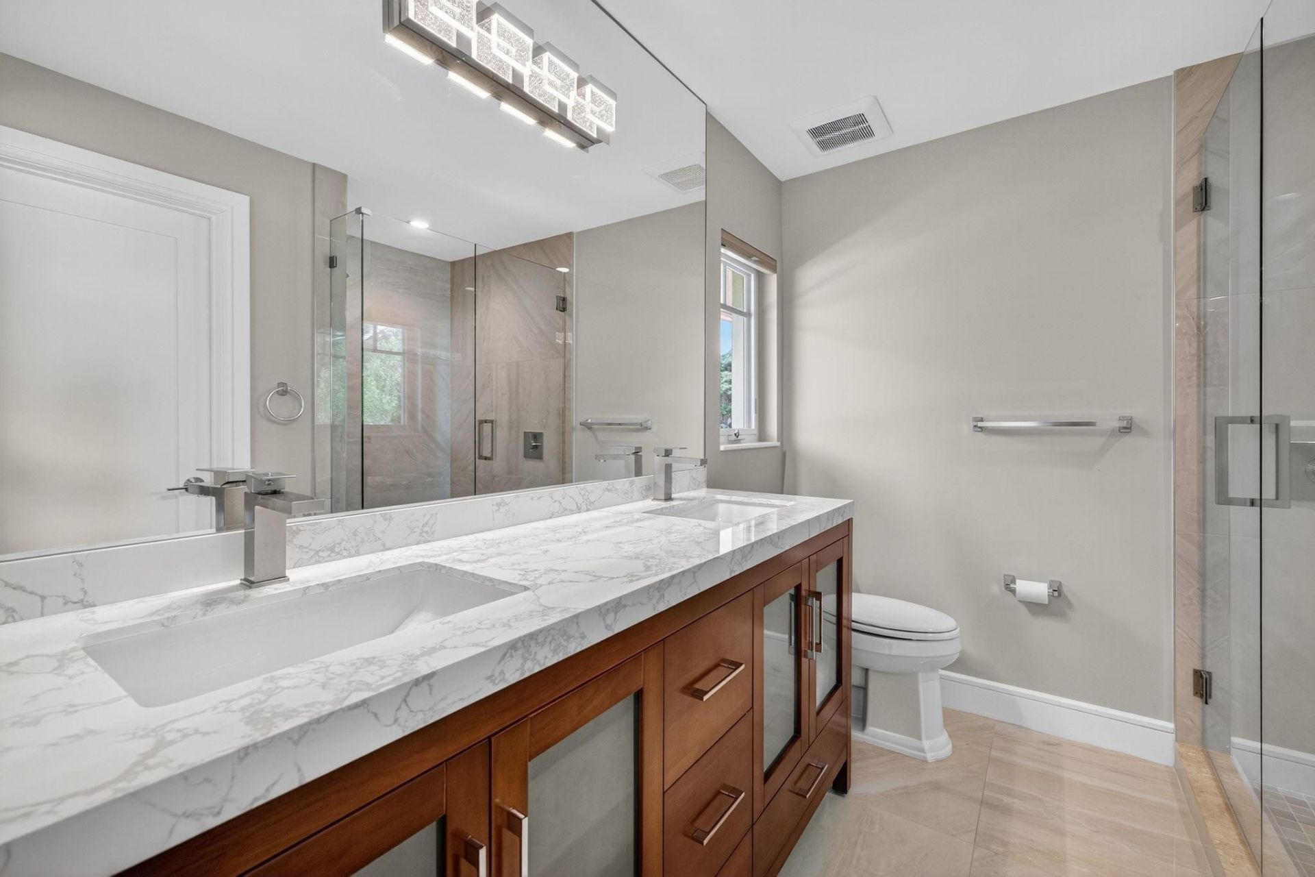 2024 Harbourview Drive, Fort Lauderdale, FL 33316 Photo