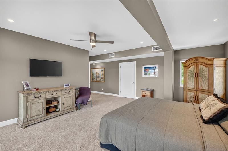 2024 Harbourview Drive, Fort Lauderdale, FL 33316 Photo