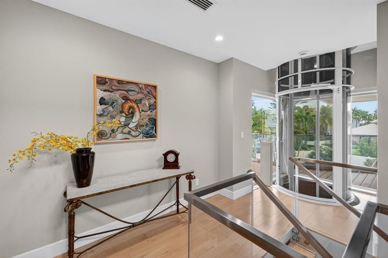 2024 Harbourview Drive, Fort Lauderdale, FL 33316 Photo