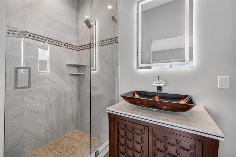 2024 Harbourview Drive, Fort Lauderdale, FL 33316 Photo