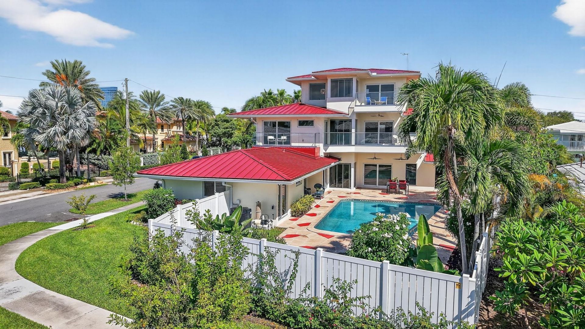 2024 Harbourview Drive, Fort Lauderdale, FL 33316 Photo