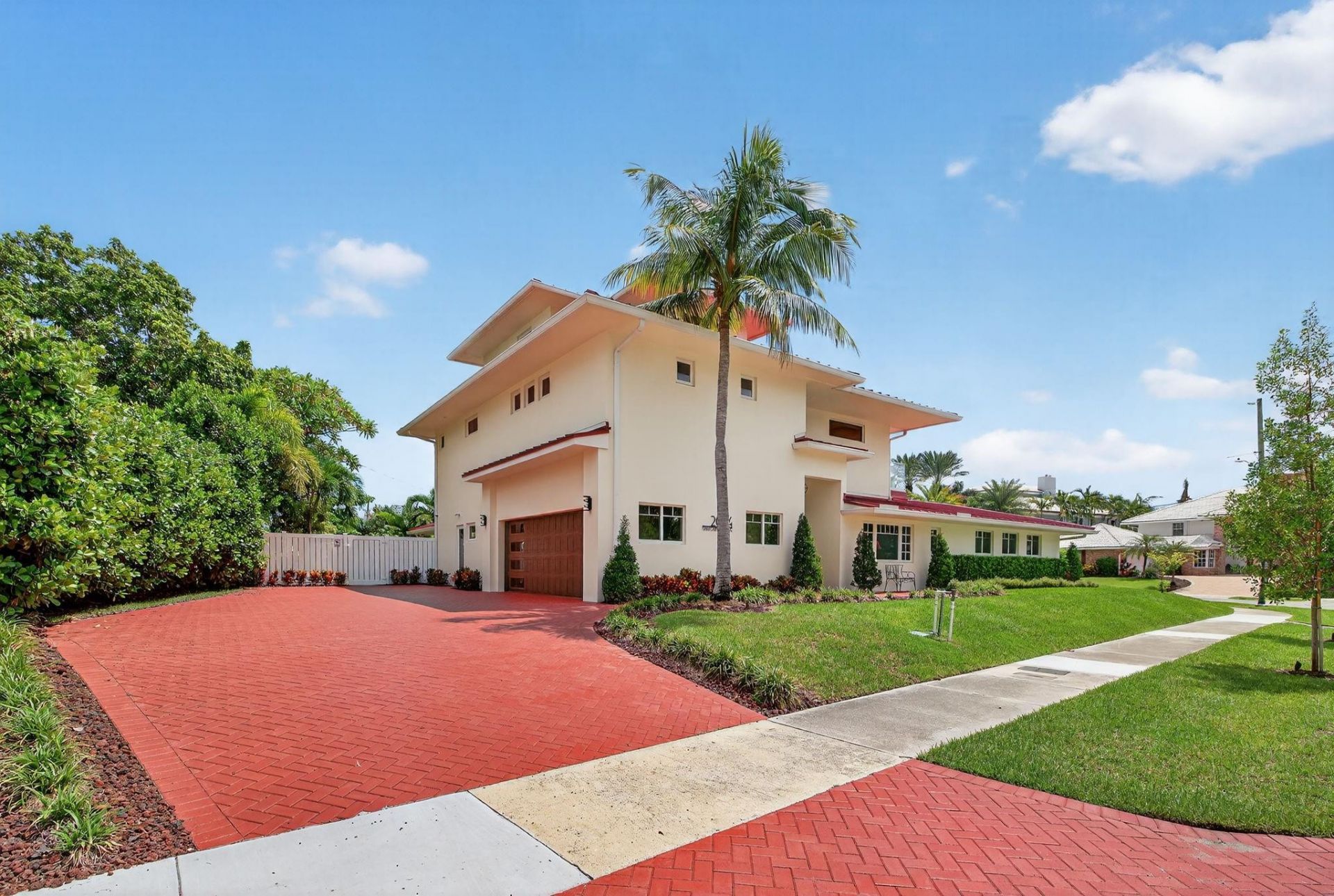 2024 Harbourview Drive, Fort Lauderdale, FL 33316 Photo