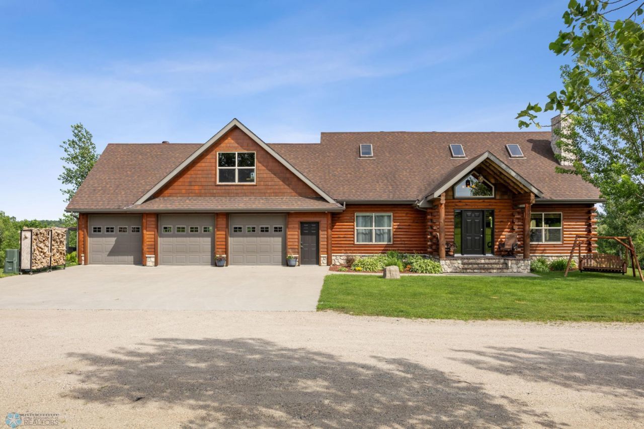 25712 15th Avenue N, Hawley, MN 56549 Main Photo