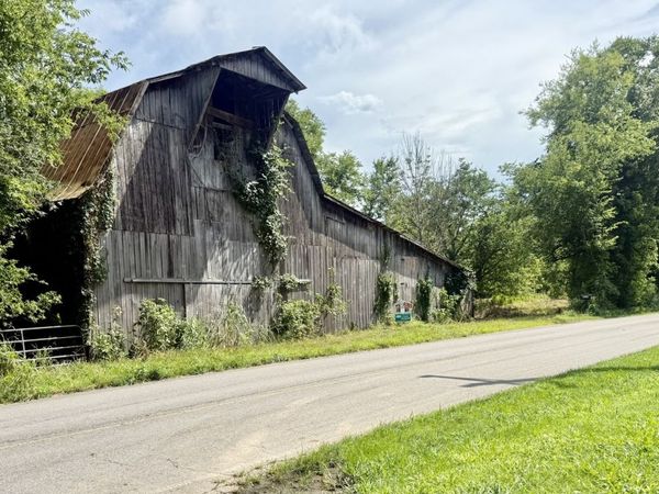 6866 Greenvale Rd, Watertown, TN 37184