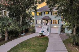 6 Frank Sottile Lane photo 4