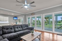 6 Frank Sottile Lane photo 4