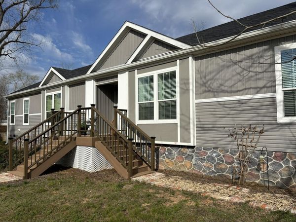 322 Graceland Road, Chattahoochee, FL 32324