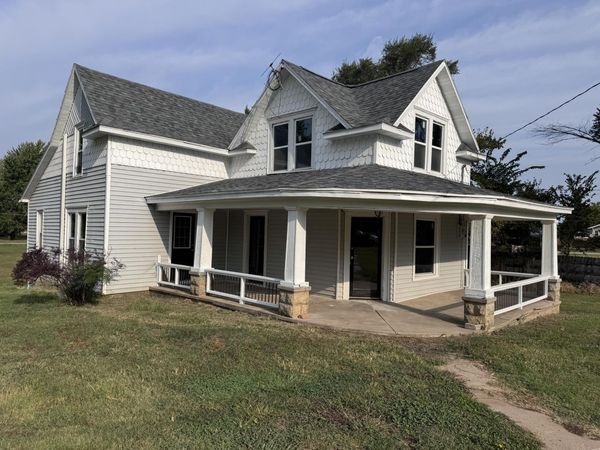22488 Main Street , Weaubleau, MO 65774
