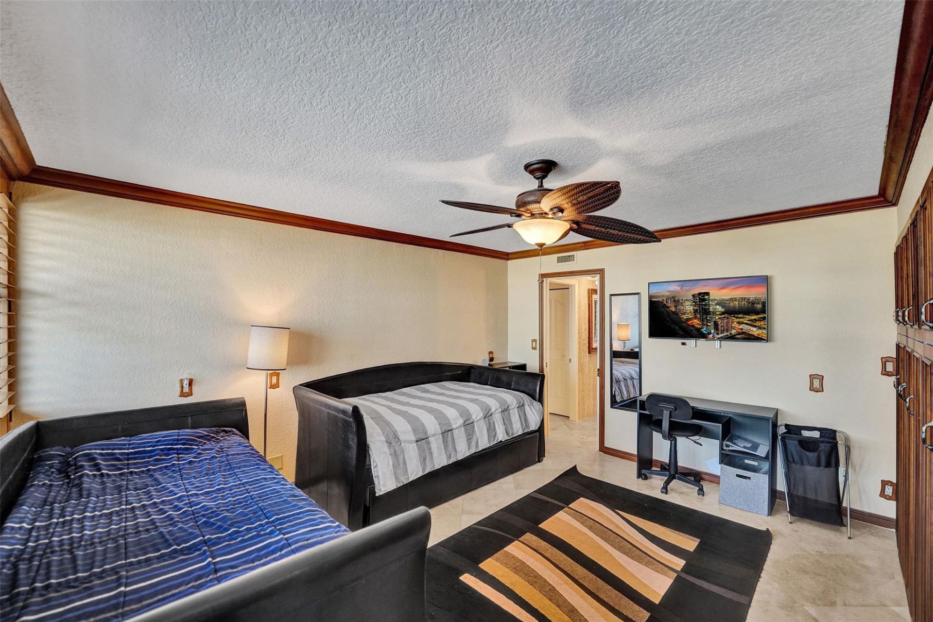936 Intracoastal Drive, Unit 11c, Fort Lauderdale, FL 33304 Photo