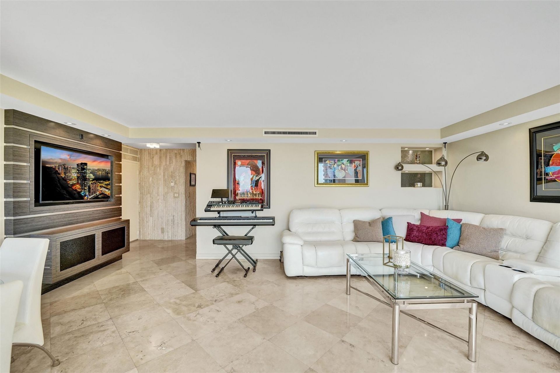 936 Intracoastal Drive, Unit 11c, Fort Lauderdale, FL 33304 Photo
