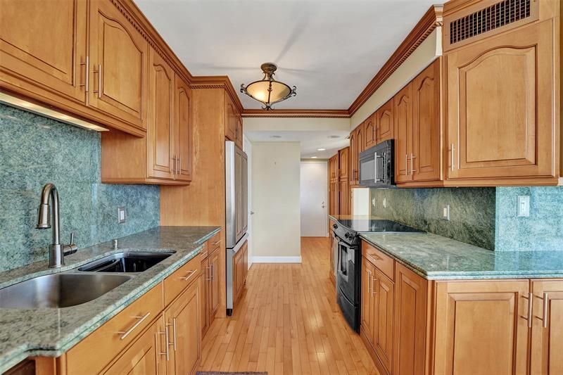 936 Intracoastal Dr, Unit 11C, Fort Lauderdale, FL 33304 Photo