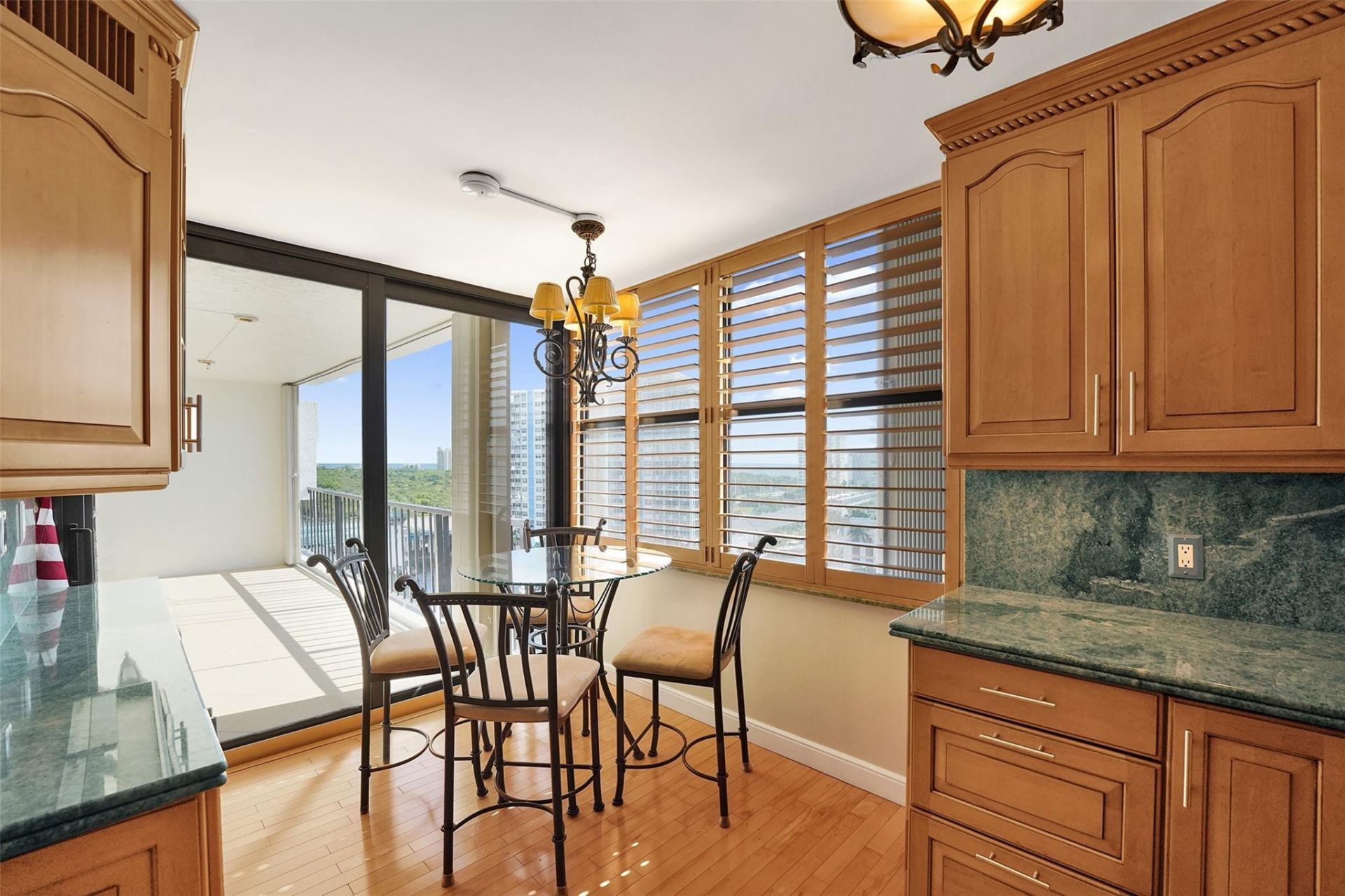 936 Intracoastal Drive, Unit 11c, Fort Lauderdale, FL 33304 Photo