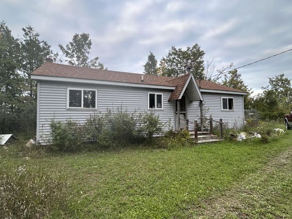 9625 Bolton Road, Posen, MI 49776