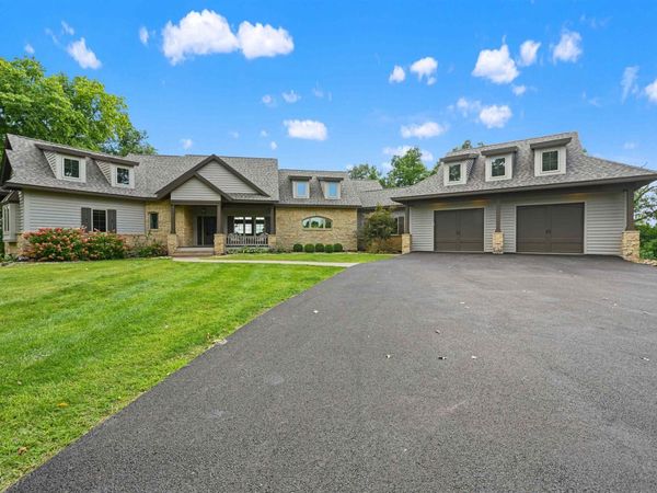 19 Cedar Rim Trail, Galena, IL 61036