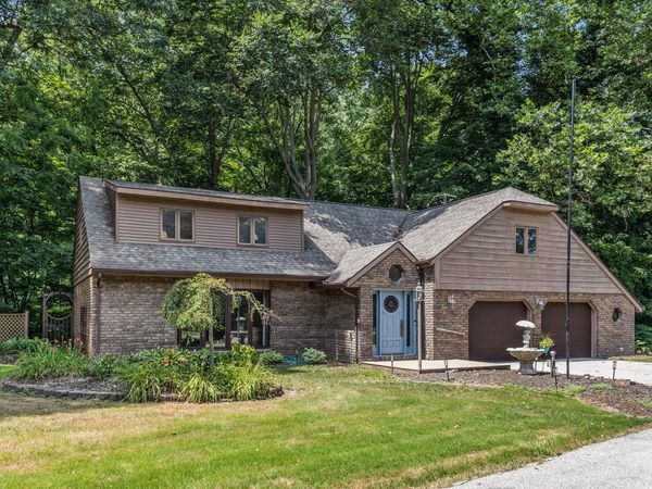 4300 Landings Lane, St. Joseph, MI 49085