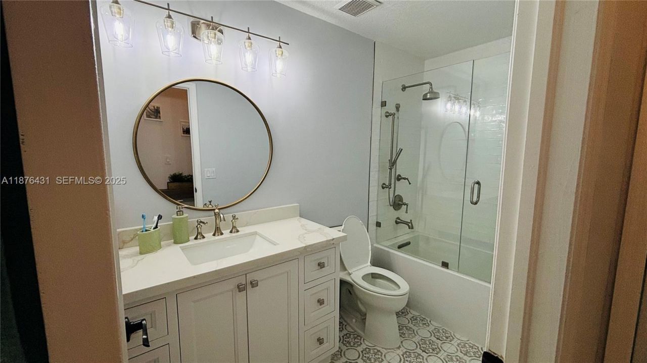 16605 SW 90th St, Miami, FL 33196 Photo