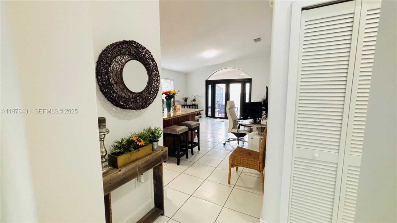 16605 SW 90th St, Miami, FL 33196 Photo