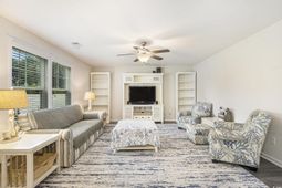 115 Kingston Bluff Dr. photo 4