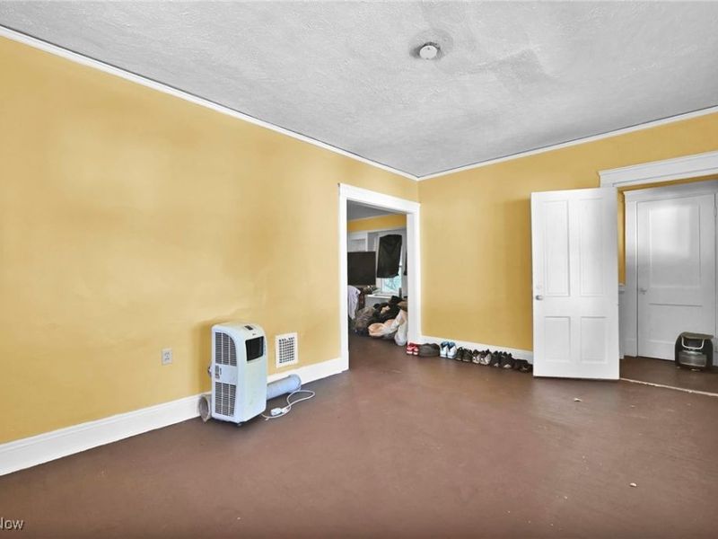 7614 Star Avenue, Cleveland, OH 44103 Photo 20