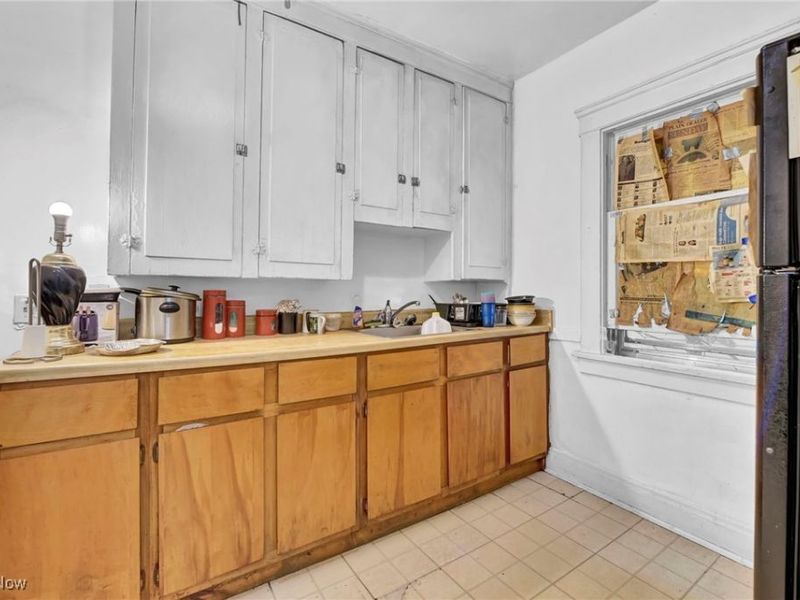 7614 Star Avenue, Cleveland, OH 44103 Photo 4