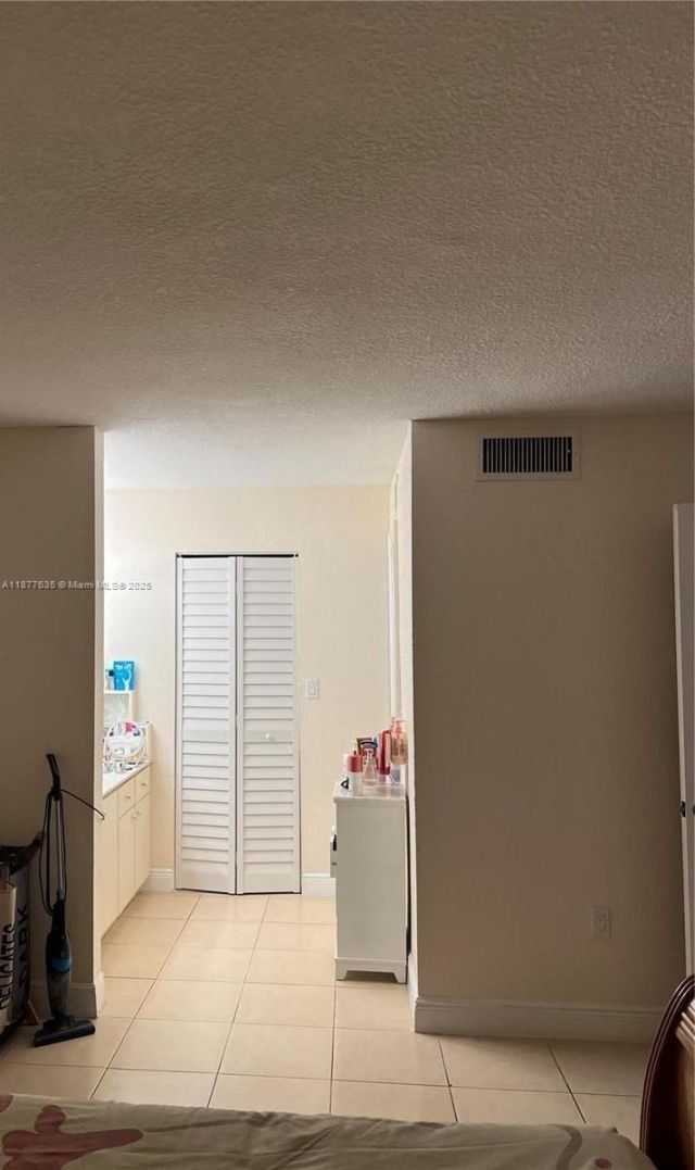 8875 Fontainebleau Blvd, Unit 203, Miami, FL 33172 Photo