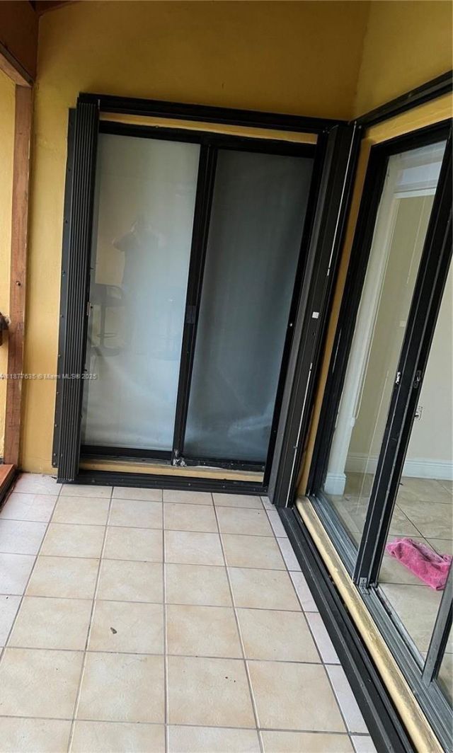 8875 Fontainebleau Blvd, Unit 203, Miami, FL 33172 Photo