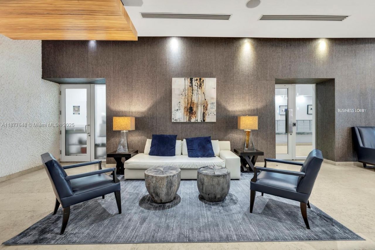 60 SW 13th St, Unit 3402, Miami, FL 33130 Photo