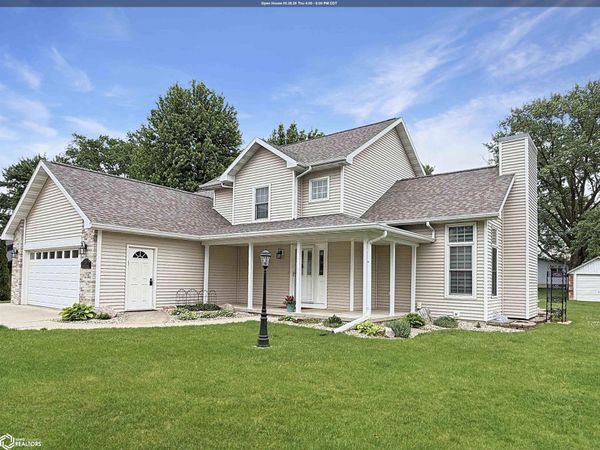 2009 Briardale Drive, Iowa Falls, IA 50126
