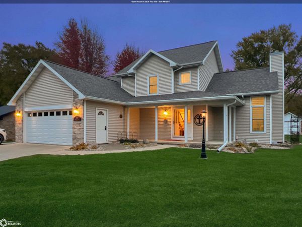 2009 Briardale Drive, Iowa Falls, IA 50126