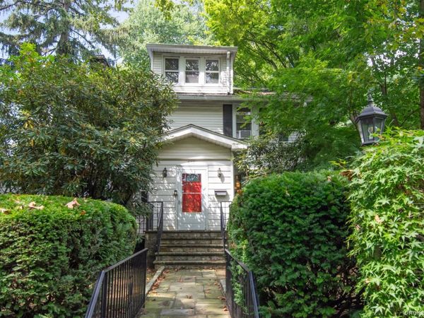 306 Hutchinson Boulevard, Fleetwood, NY 10552