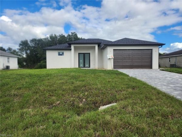 6036 Latimer AVE, FORT MYERS, FL 33905